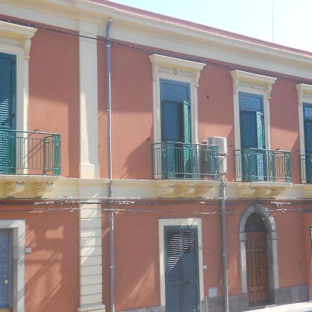 Antico Palazzo Bed & Breakfast Giardini Naxos Exterior foto