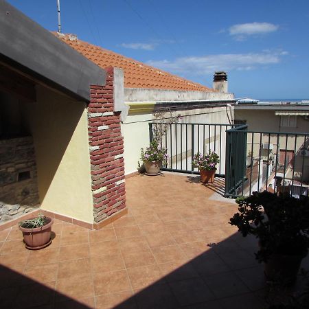 Antico Palazzo Bed & Breakfast Giardini Naxos Exterior foto
