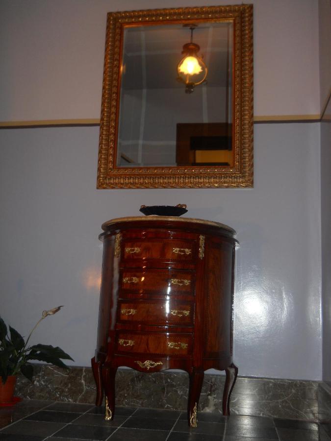 Antico Palazzo Bed & Breakfast Giardini Naxos Exterior foto
