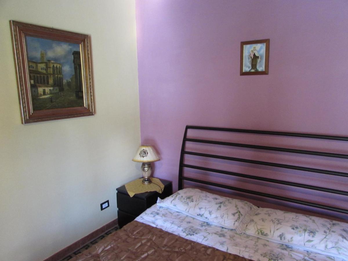 Antico Palazzo Bed & Breakfast Giardini Naxos Exterior foto
